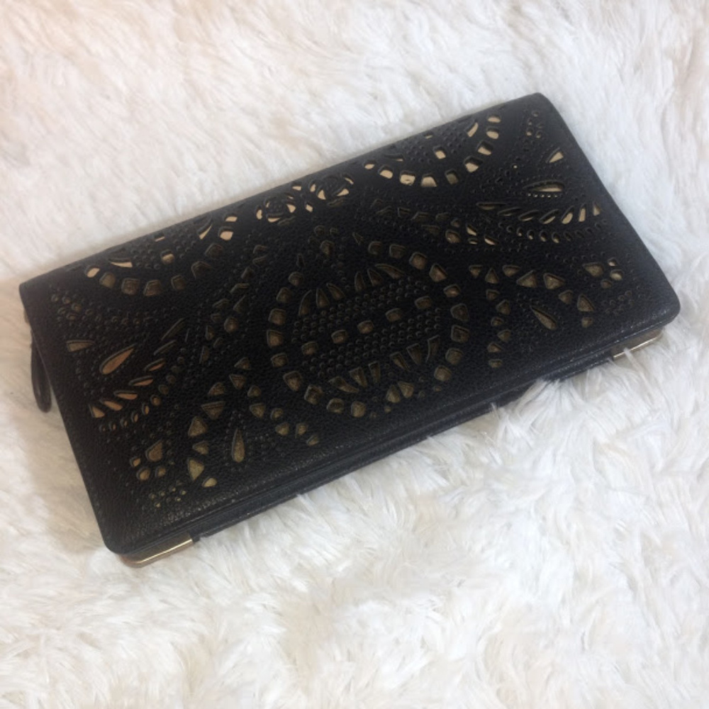 Black & Gold Laser Cut Filigree Clutch Wallet
